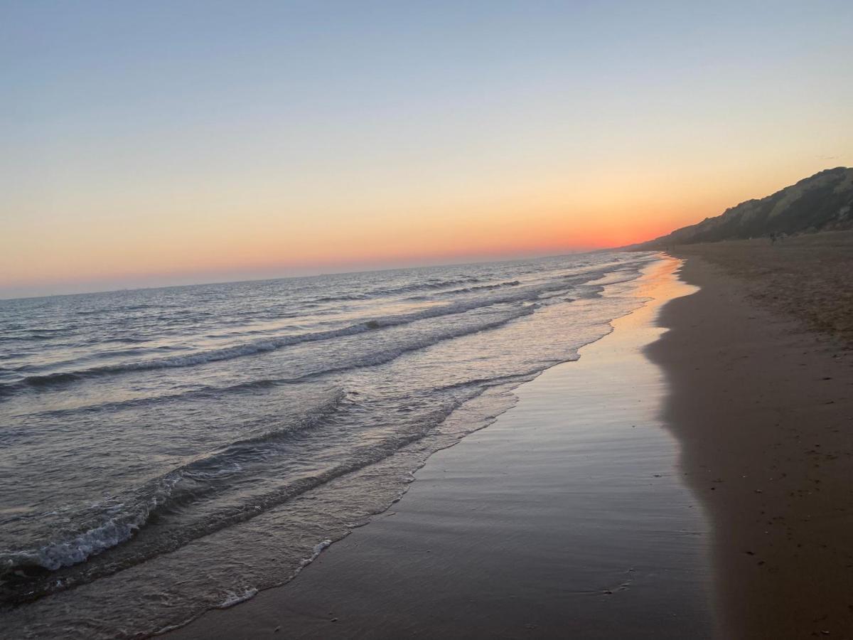 Apartamento Punta Umbria Junto A La Ria Exterior photo
